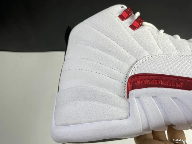 CT8013-106 Twist Jordan Air 12 0717